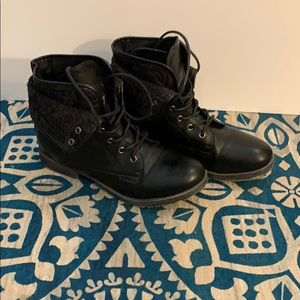 Rock and Candy Spraypaint Boots 8